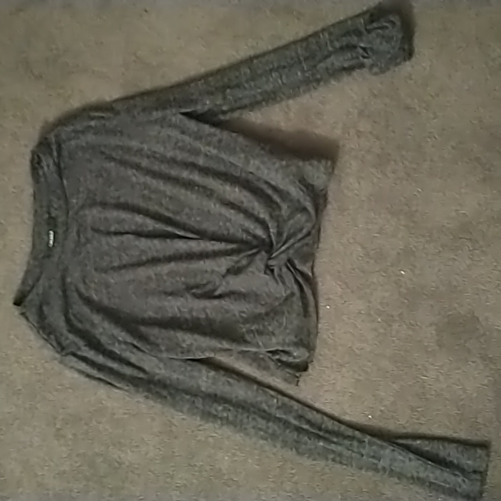 Womens dark grey Forever21 long sleeve half shirt size S